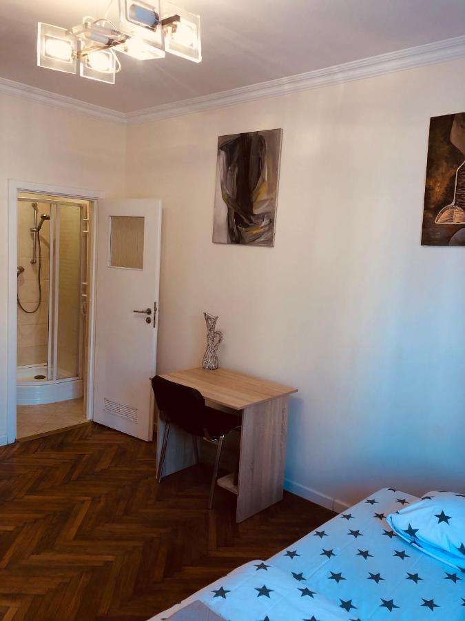 Gallery Lviv Exterior foto