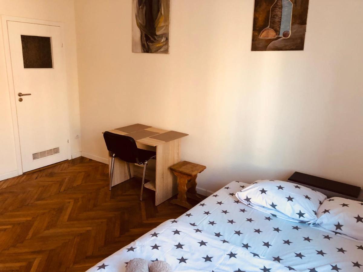 Gallery Lviv Exterior foto